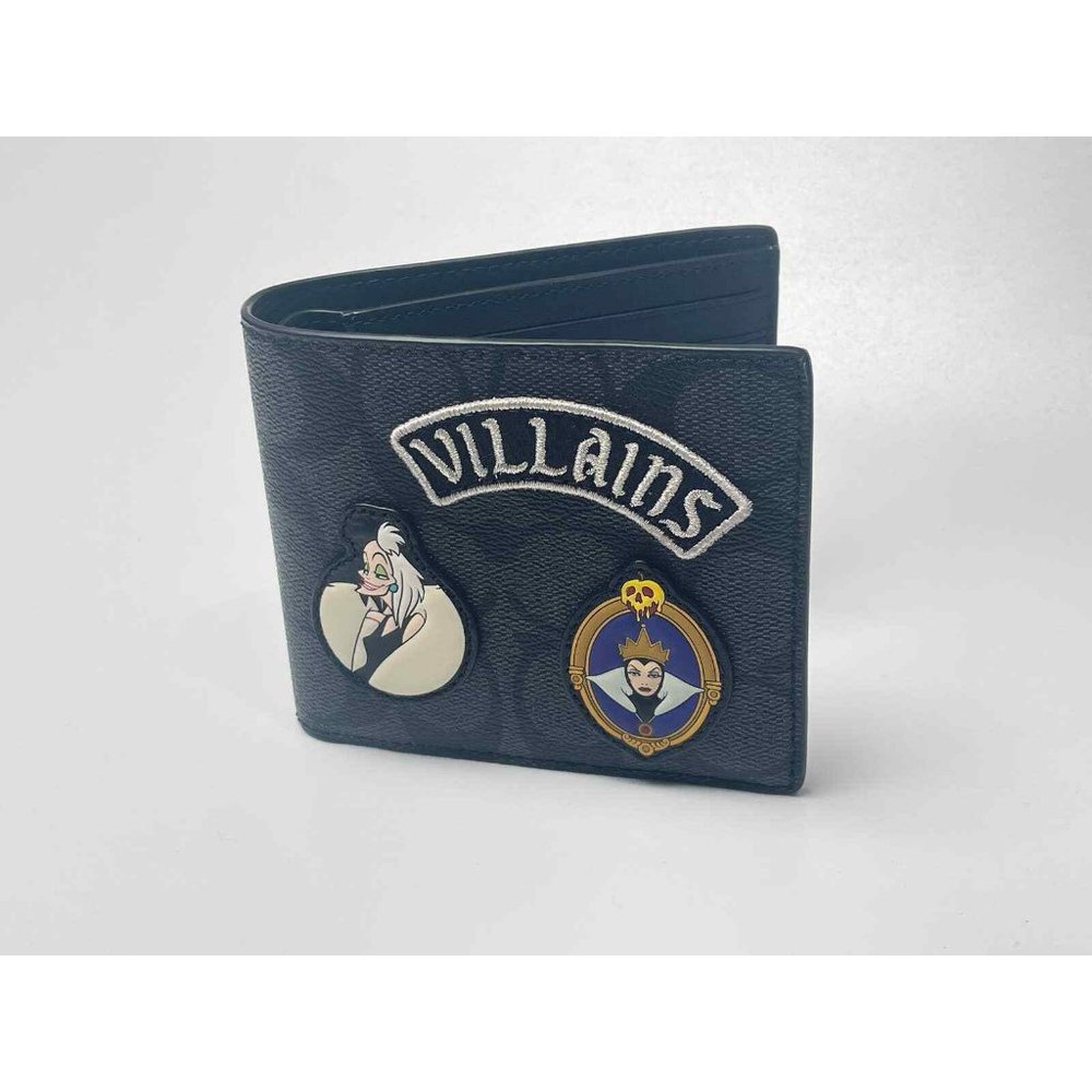 $450 COACH Disney 3 In 1 Wallet In Signature Canvas Patches ~ UNISEX cardholder